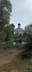 Церковь Покрова на Нерли (ул. Ленина, 1Б, посёлок Боголюбово), православный храм во Владимирской области