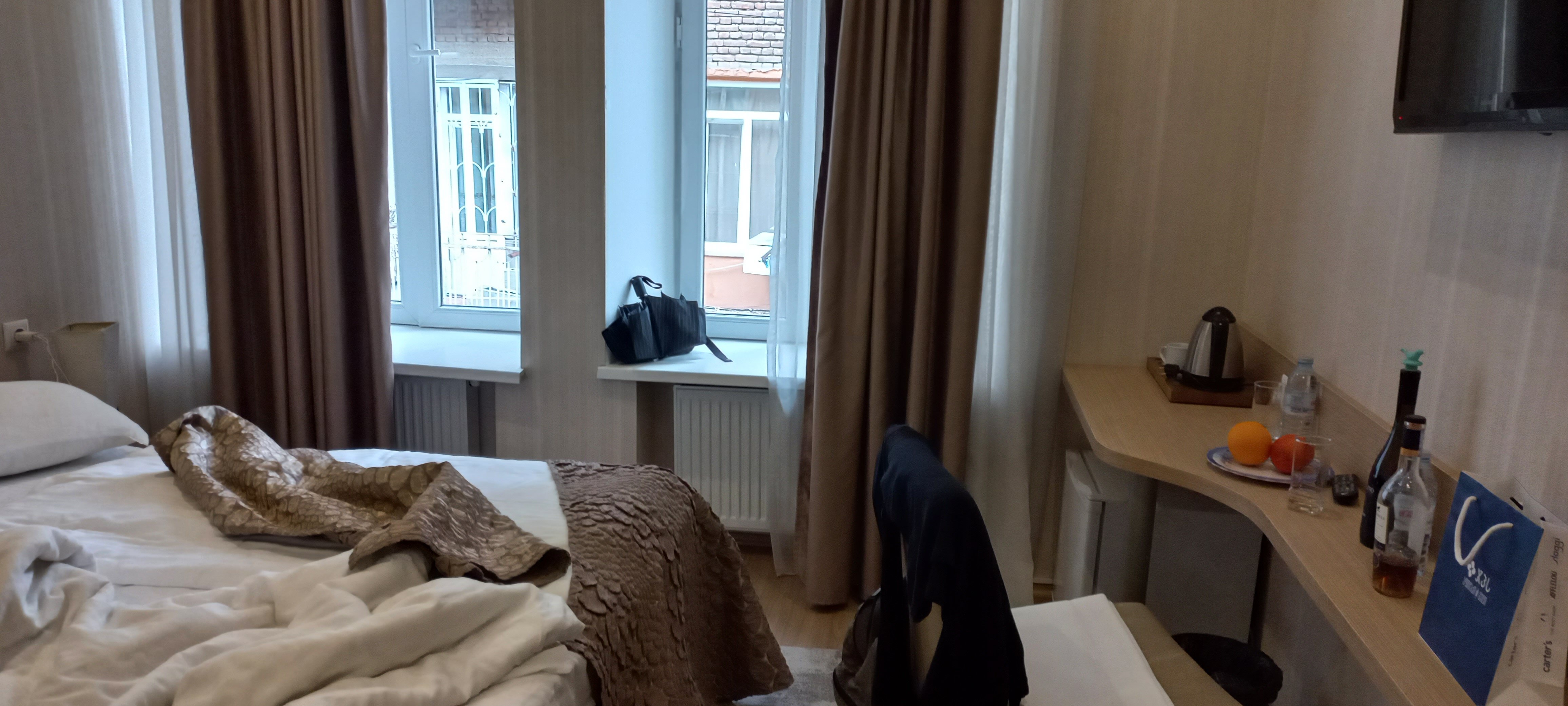 Фото Rustaveli Palace