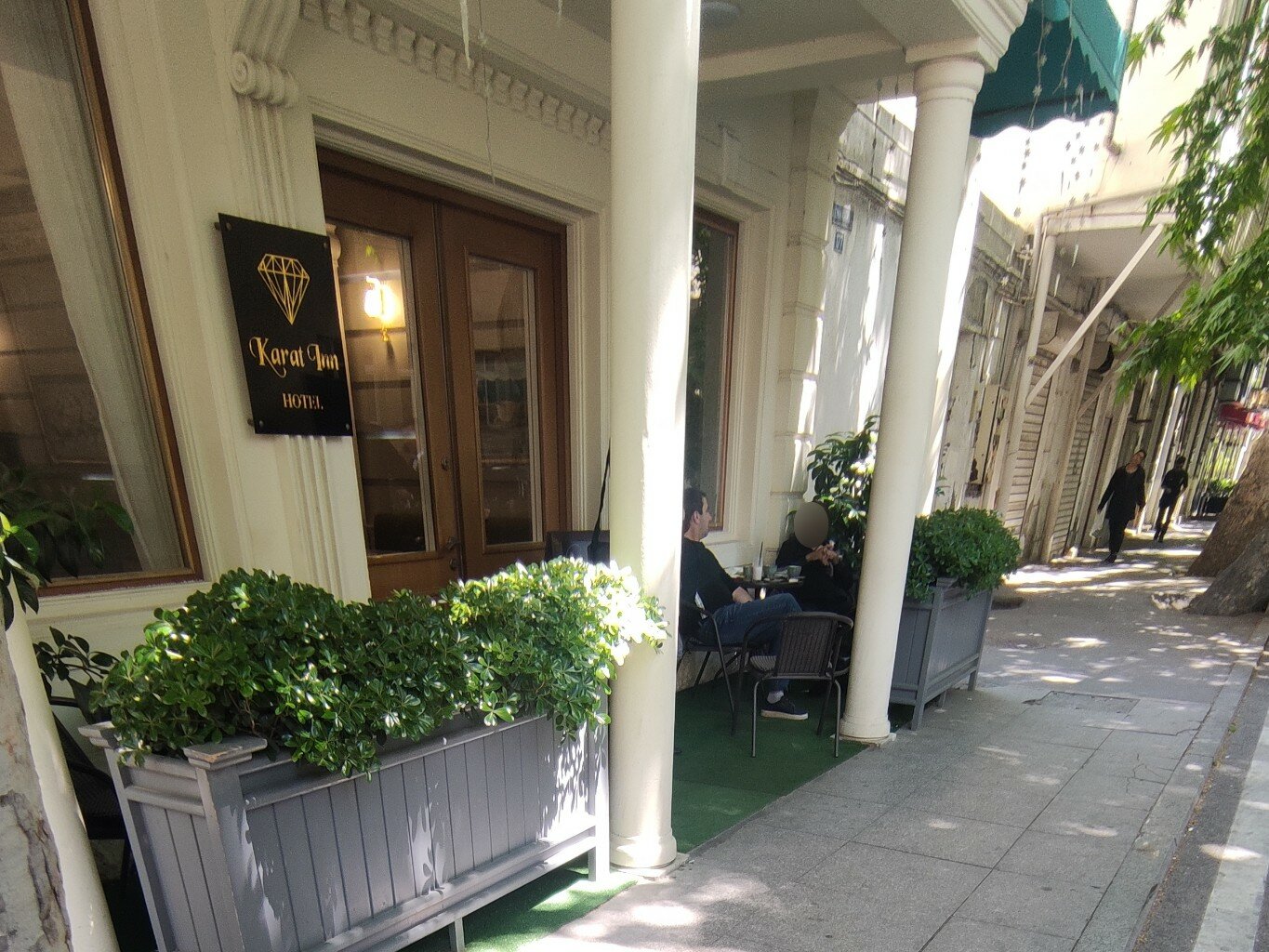 Фото Karat Inn Hotel