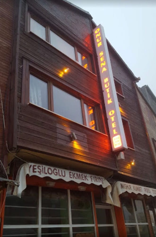 Фото отеля 2