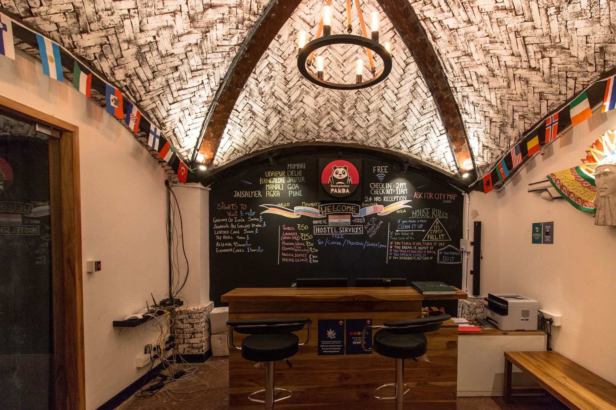 Фото отеля 1