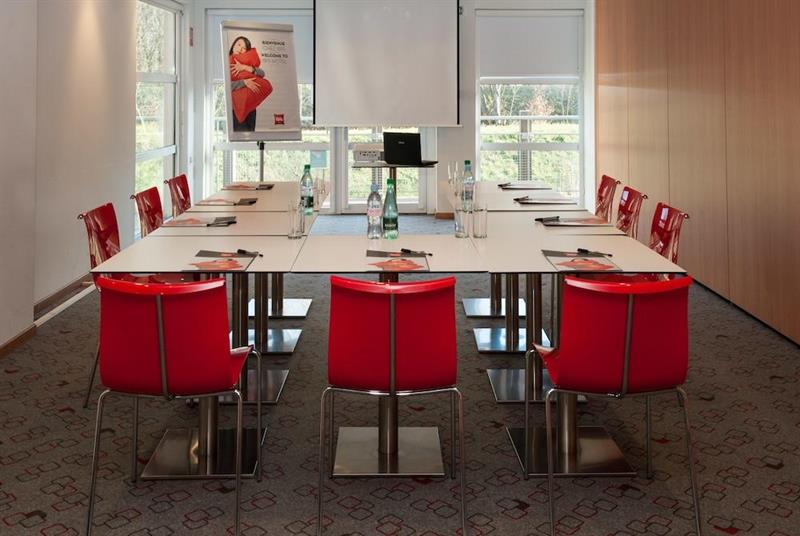 Фото Ibis Golfe de Saint-Tropez