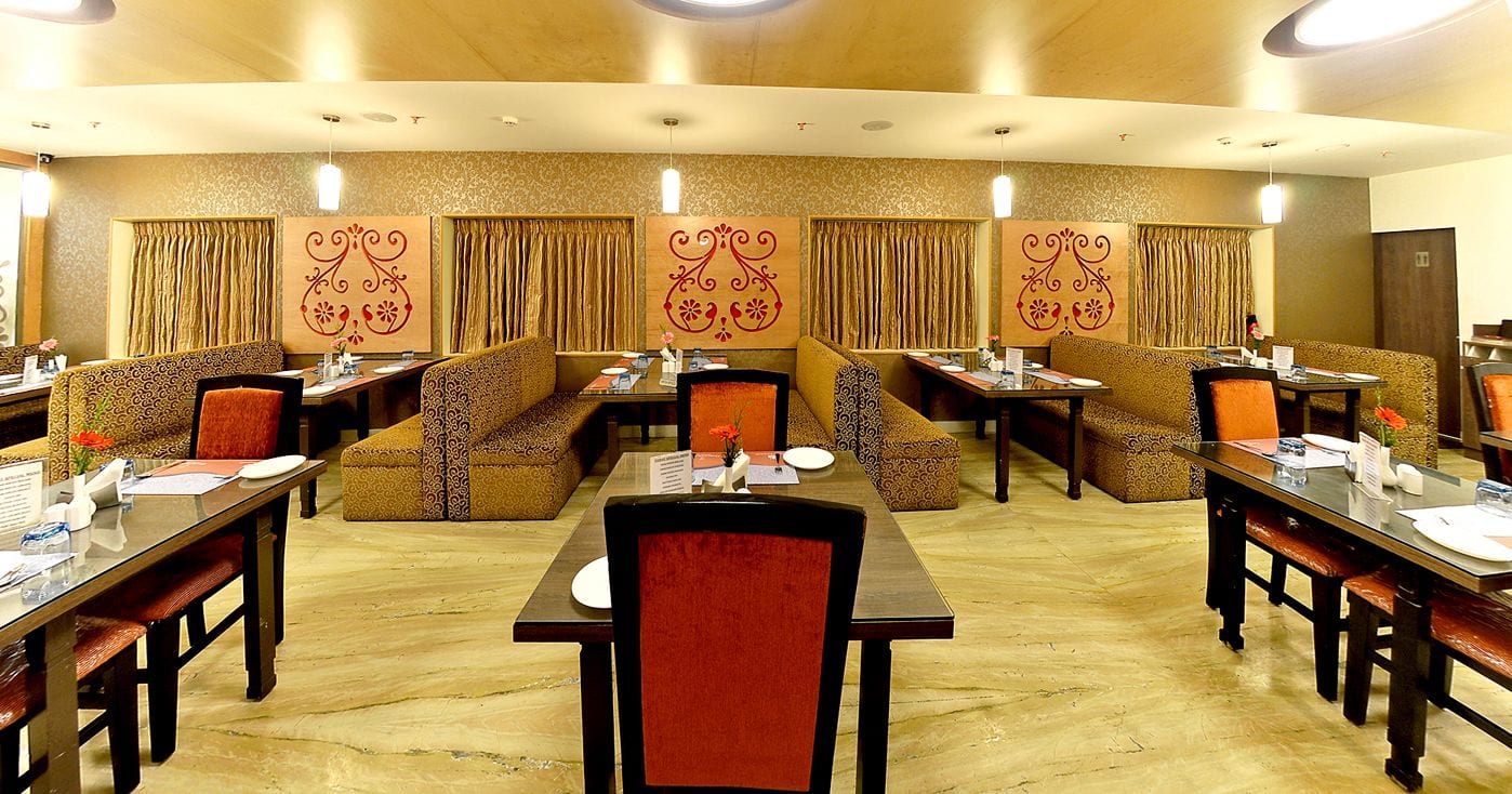 Фото Gokulam Park Hotel