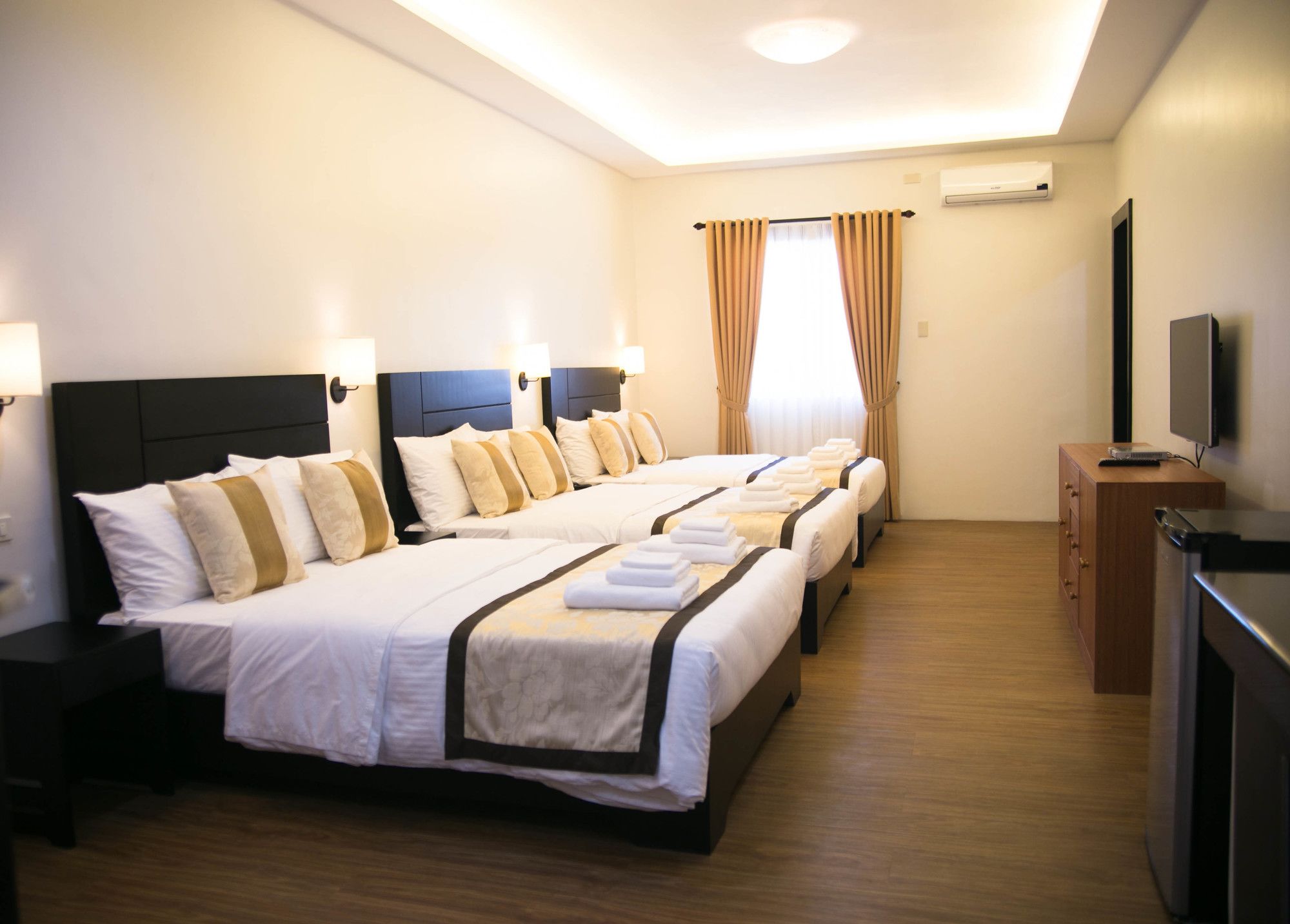 Фото Capital O 642 The Junction Tagaytay