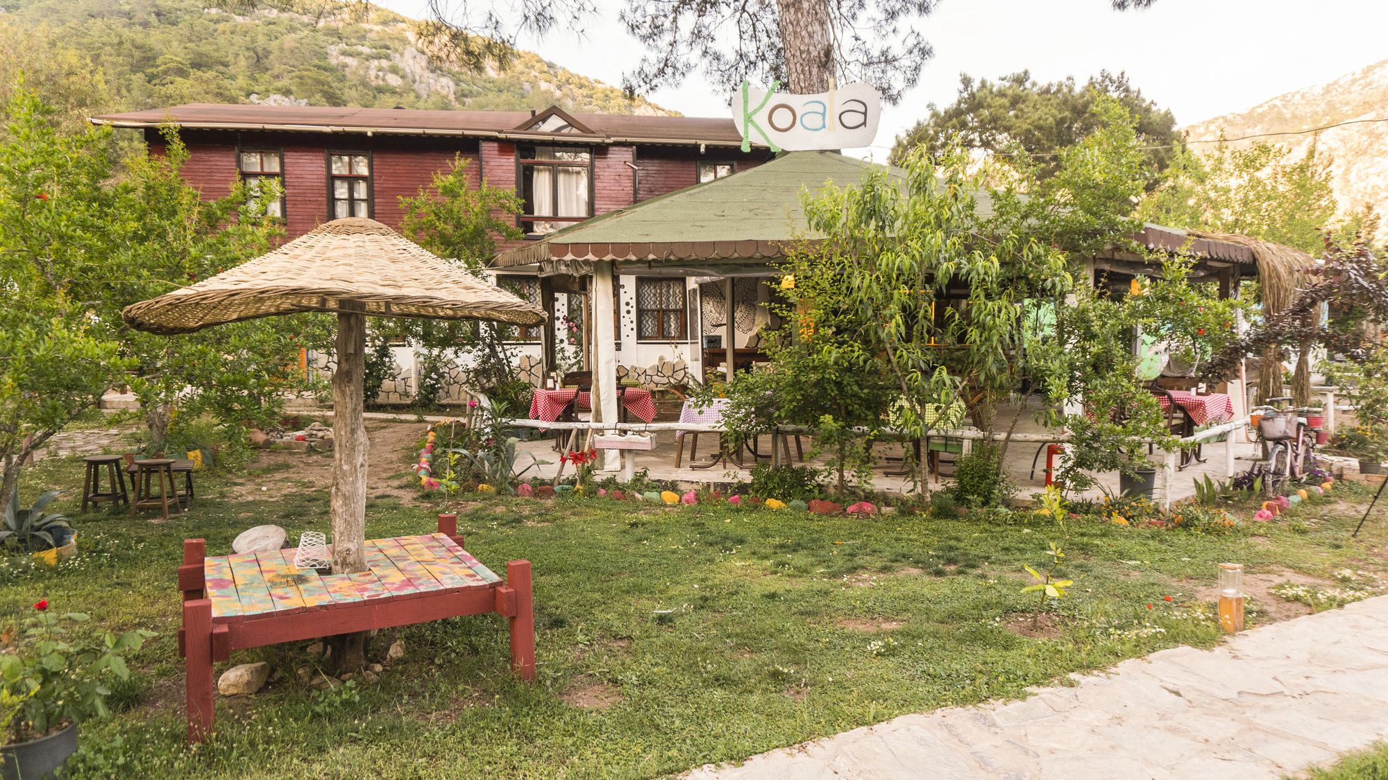 Фото Koala Bungalows