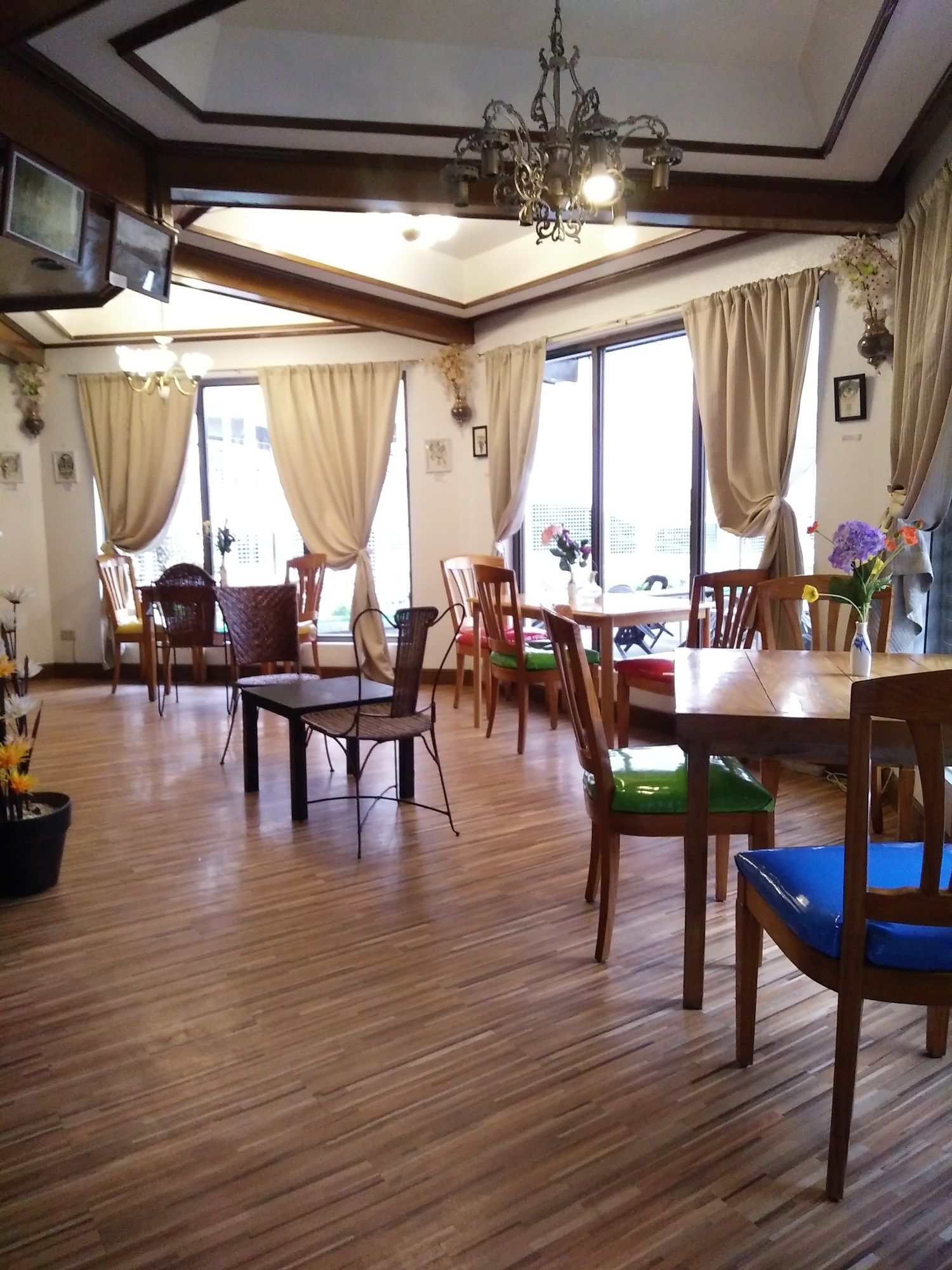 Фото Dejavu Bed and Breakfast