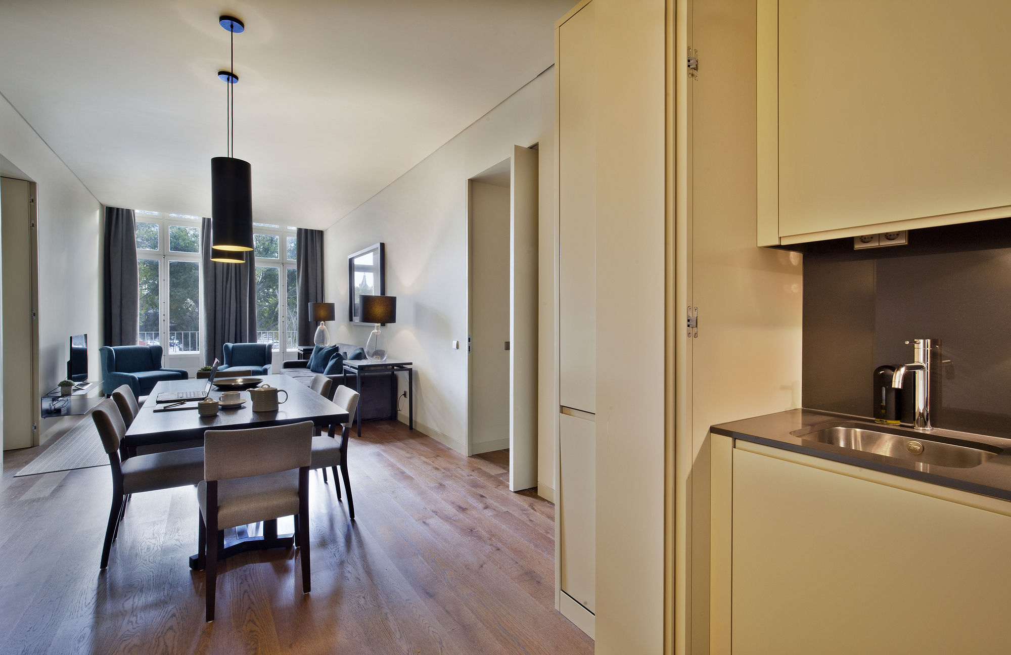 Фото Lisbon Five Stars Apartments 8 Building