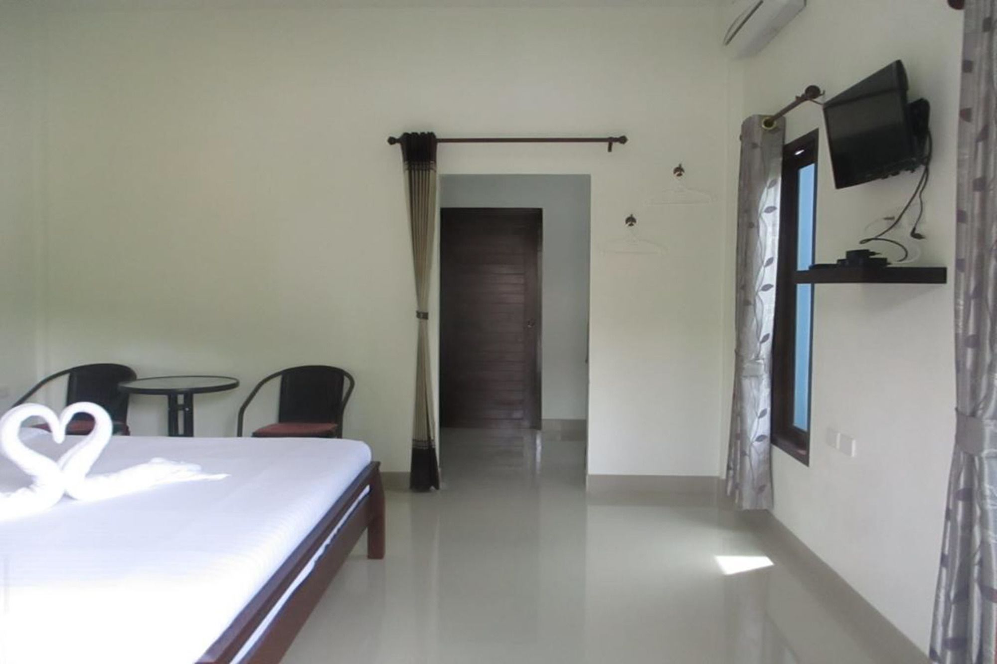 Фото Arcadian Resort