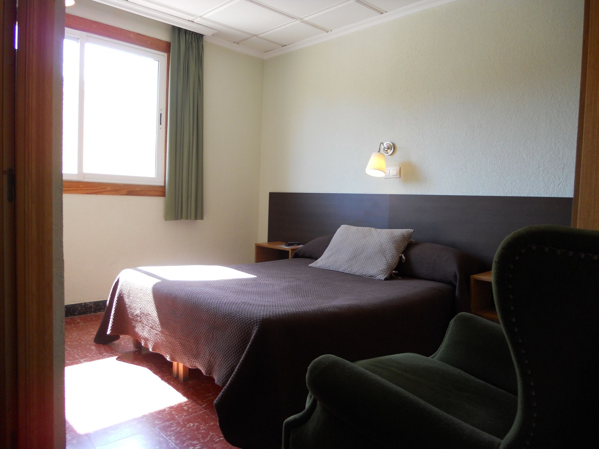 Фото Hostal El Callejon