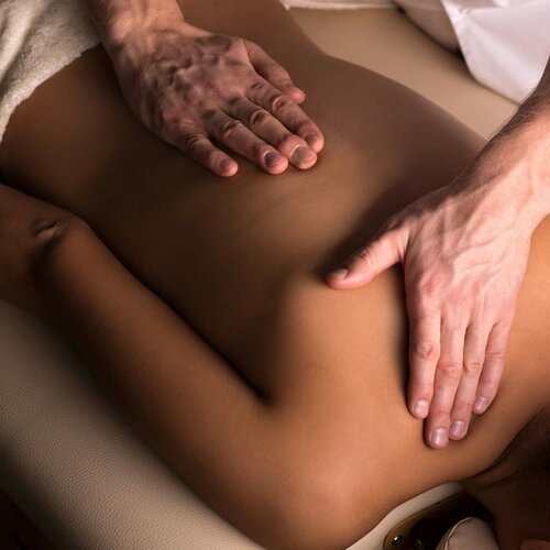 Ескі жалаңаш сыған әйелінің фотосы