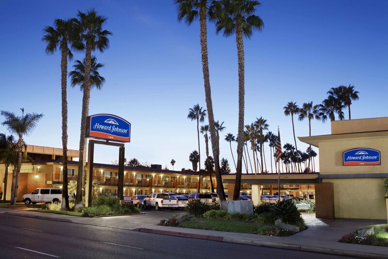 Гостиница Super 8 by Wyndham Pasadena в Пасадине