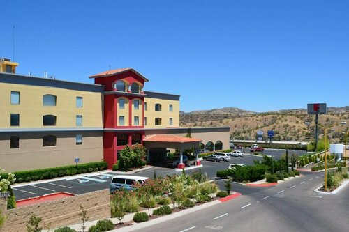 Гостиница Fiesta Inn Nogales в Штате Сонора