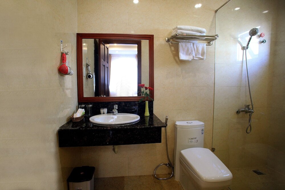 Фото Ngoc Trai Vang Hotel