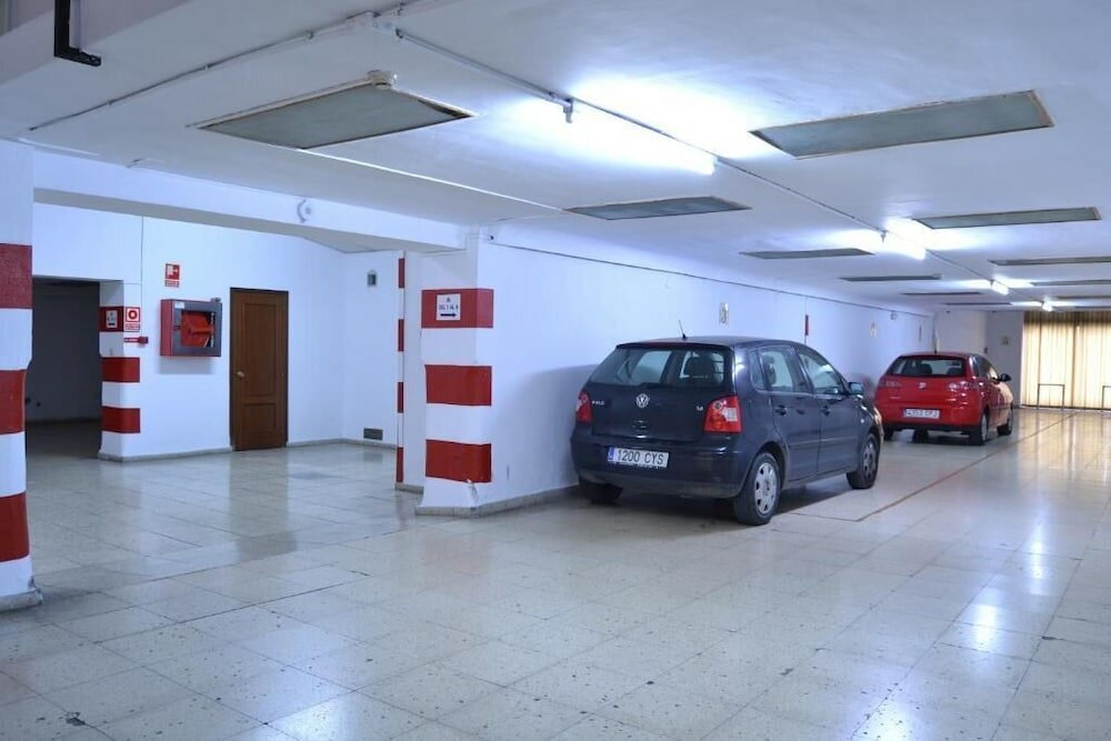 Фото Hotel Sur Málaga