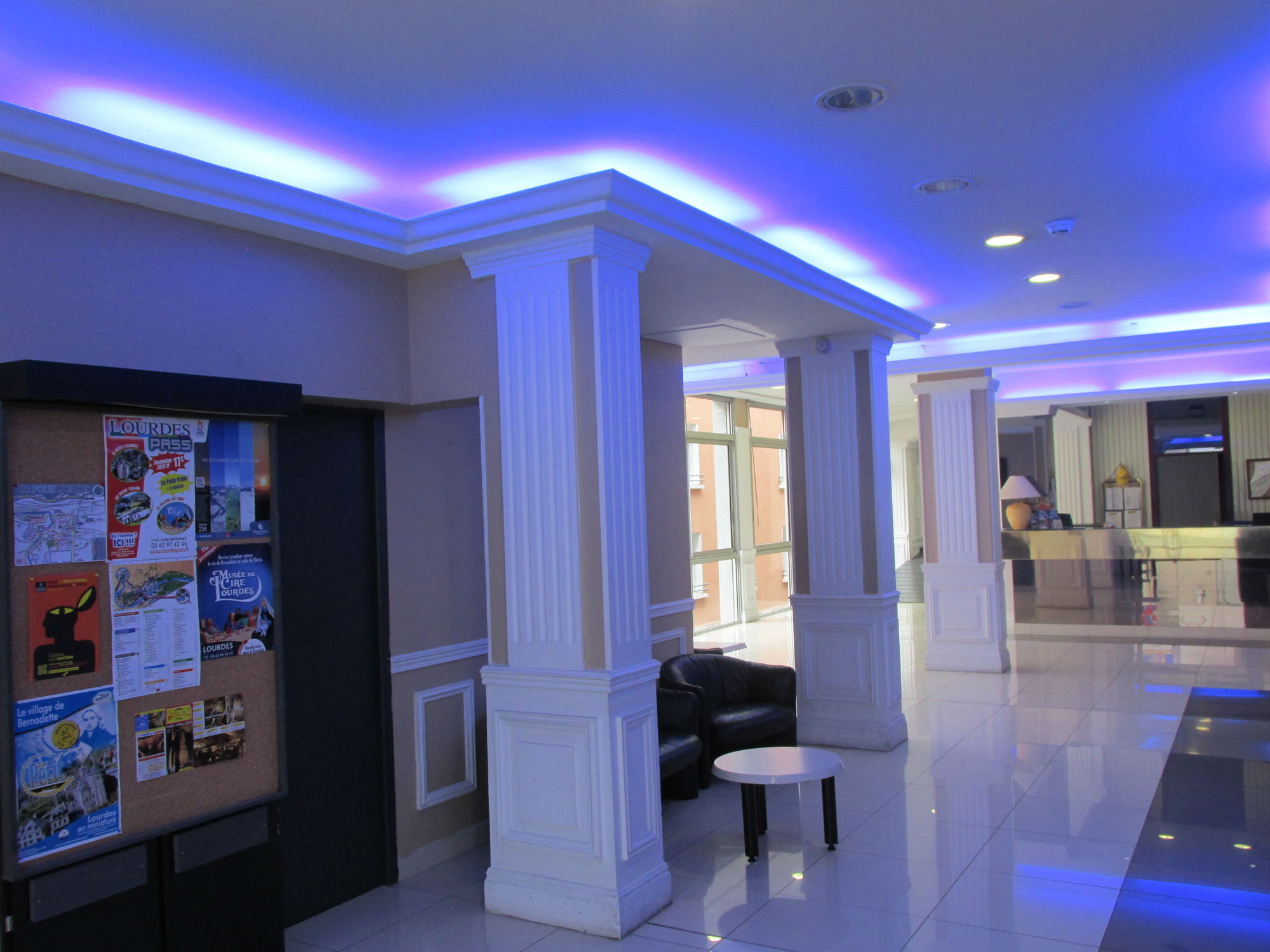 Фото Hôtel Estival Arriel