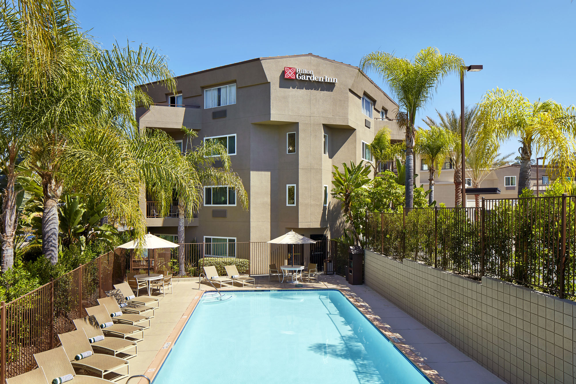 Фото Hilton Garden Inn San Diego Mission Valley Stadium