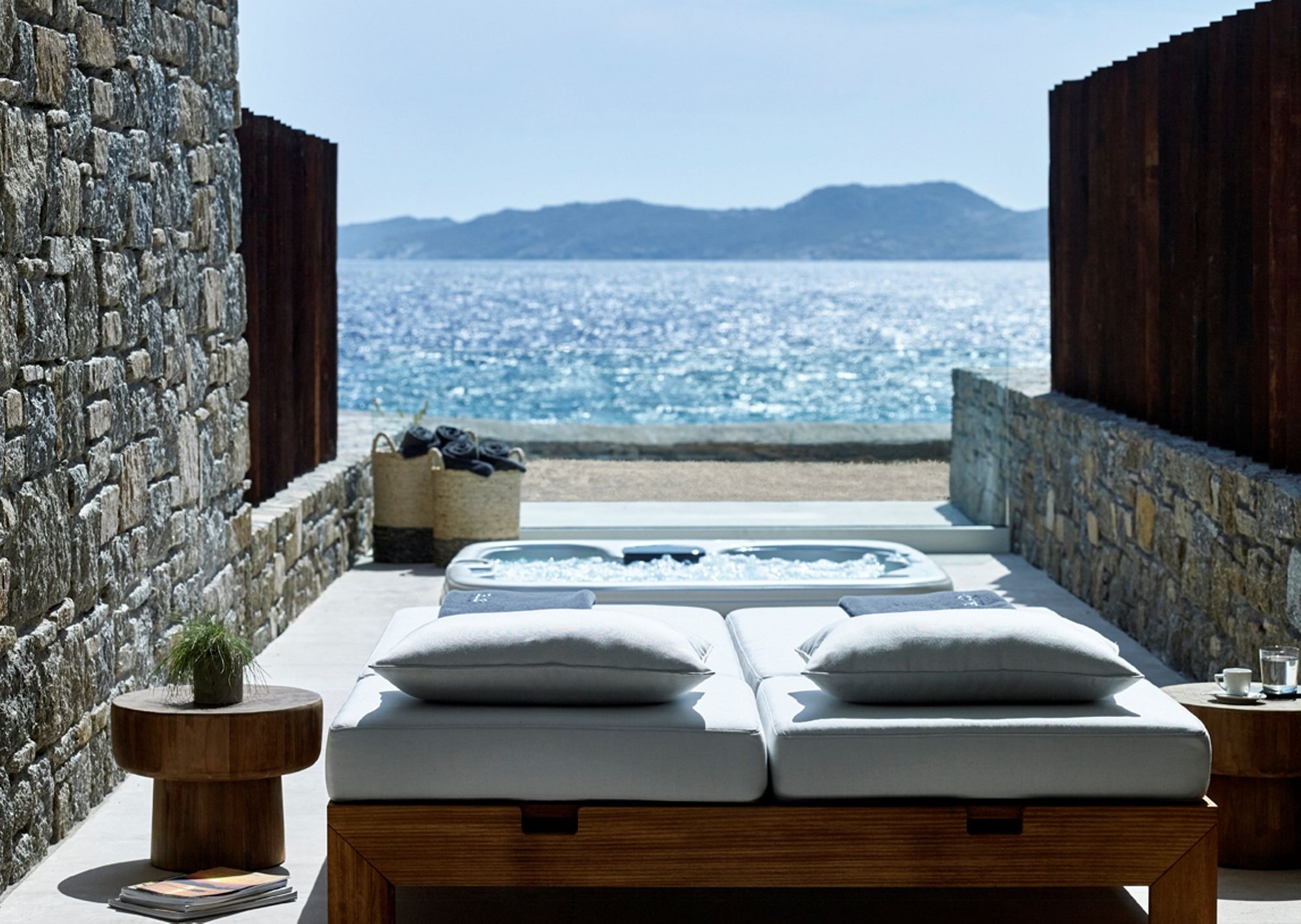 Фото Bill & Coo Coast Suites - Adults Only