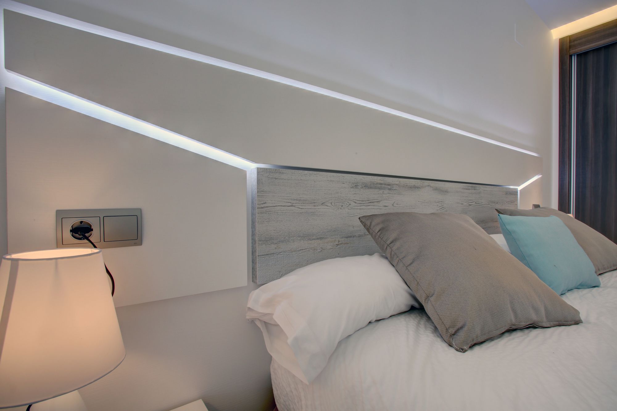 Фото Aqua Apartments Vento, Marbella