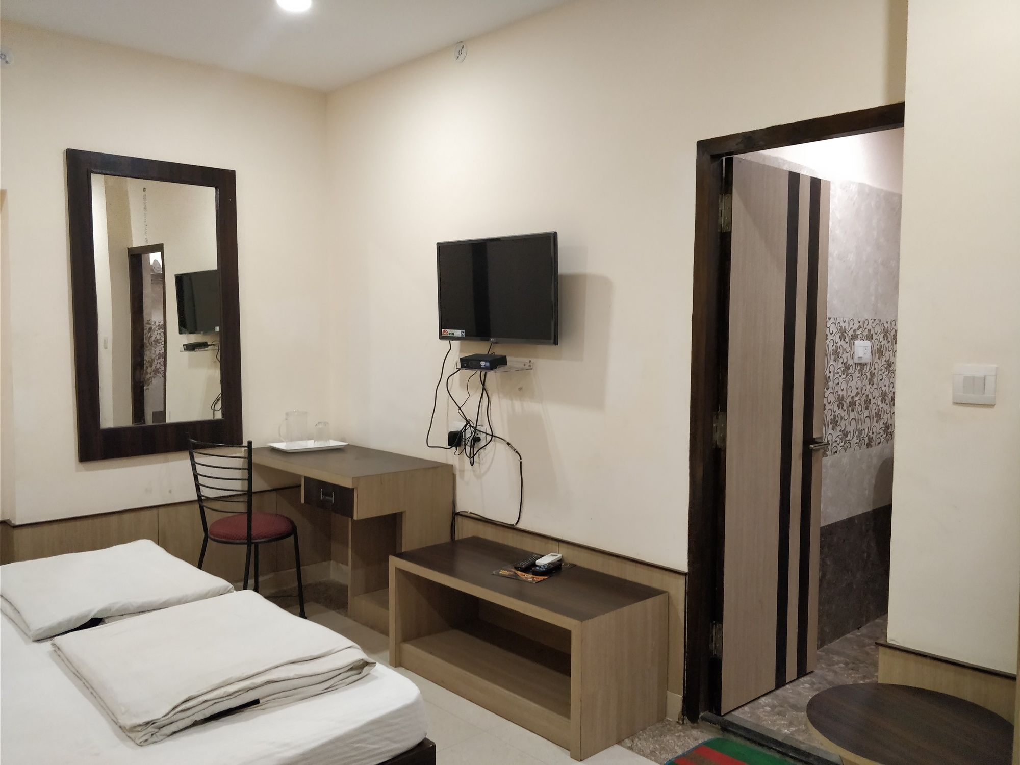 Фото Central Hotel