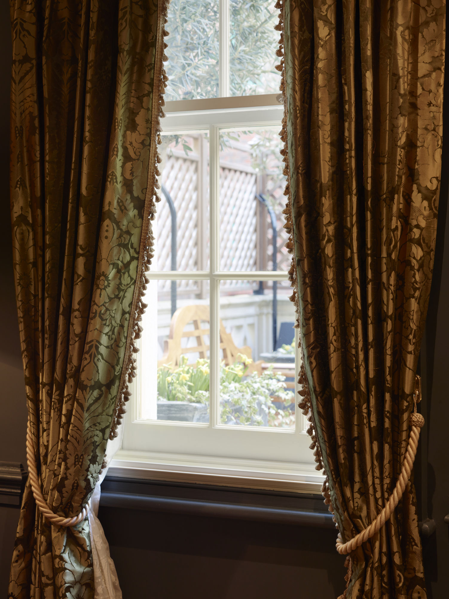 Фото Batty Langley's