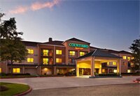 Фото Courtyard by Marriott Baton Rouge Siegen Lane