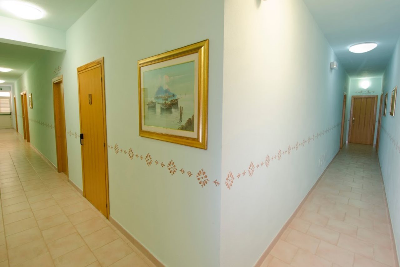 Фото Hotel Gabbiano - Agenzia Isola Rossa