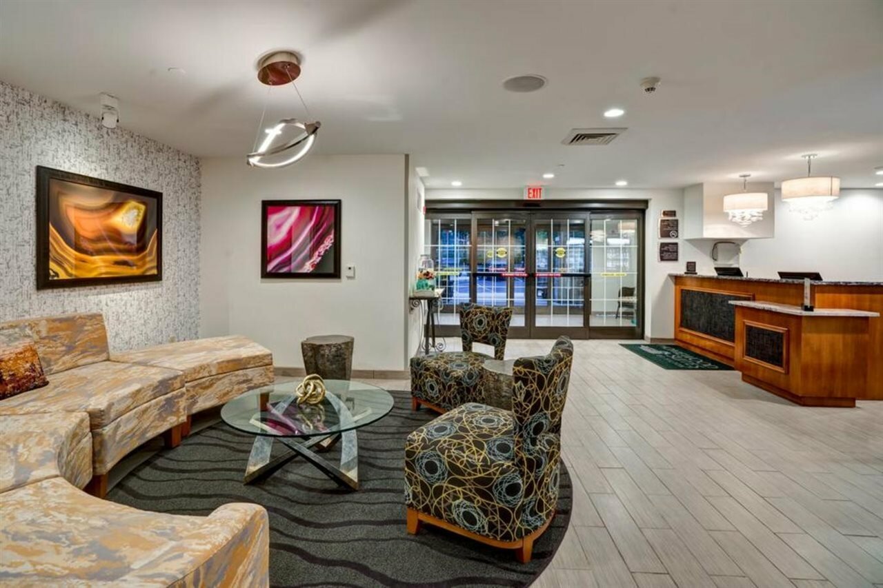 Фото Homewood Suites by Hilton Eatontown
