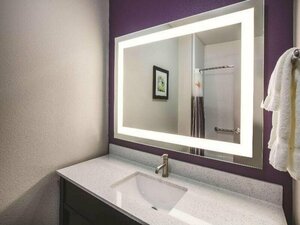 Гостиница Baymont by Wyndham Lubbock - Downtown Civic Center