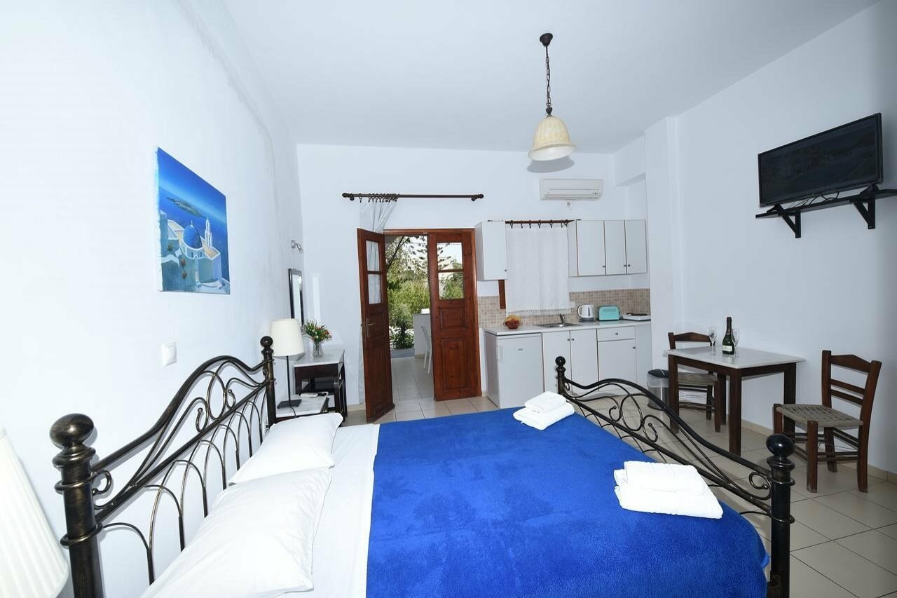 Фото Sunflower Santorini