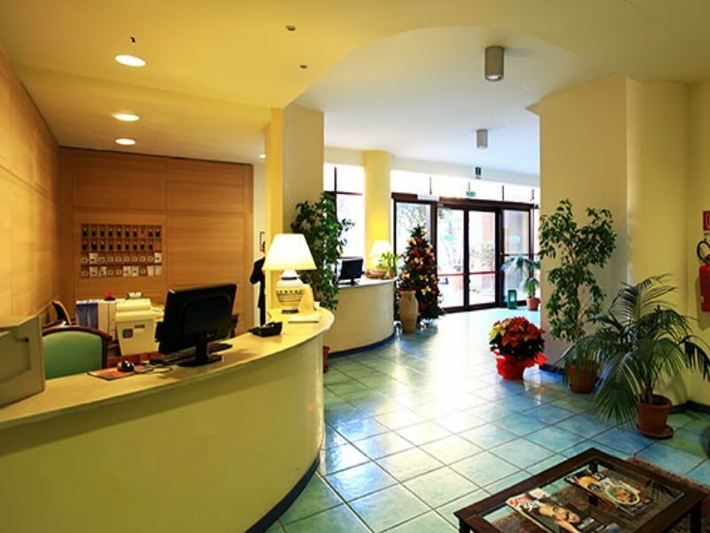 Фото Hotel Polo Nautico