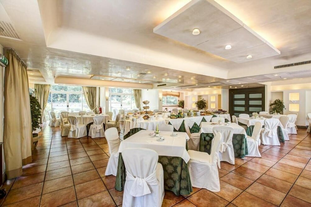 Фото Appia Park Hotel