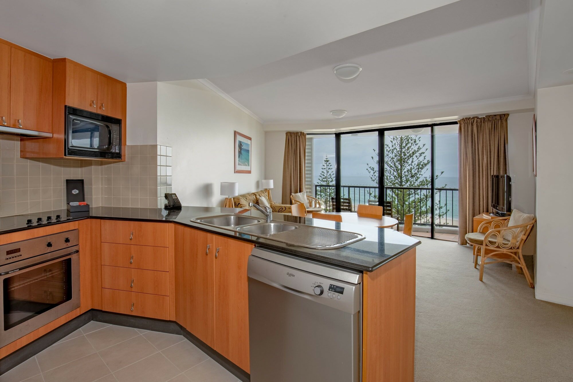 Фото Mantra Coolangatta Beach