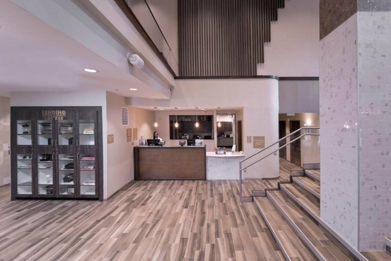 Фото Candlewood Suites Baltimore - Inner Harbor, an Ihg Hotel