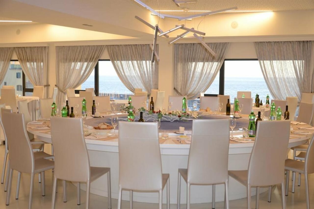 Фото Hotel Poseidon