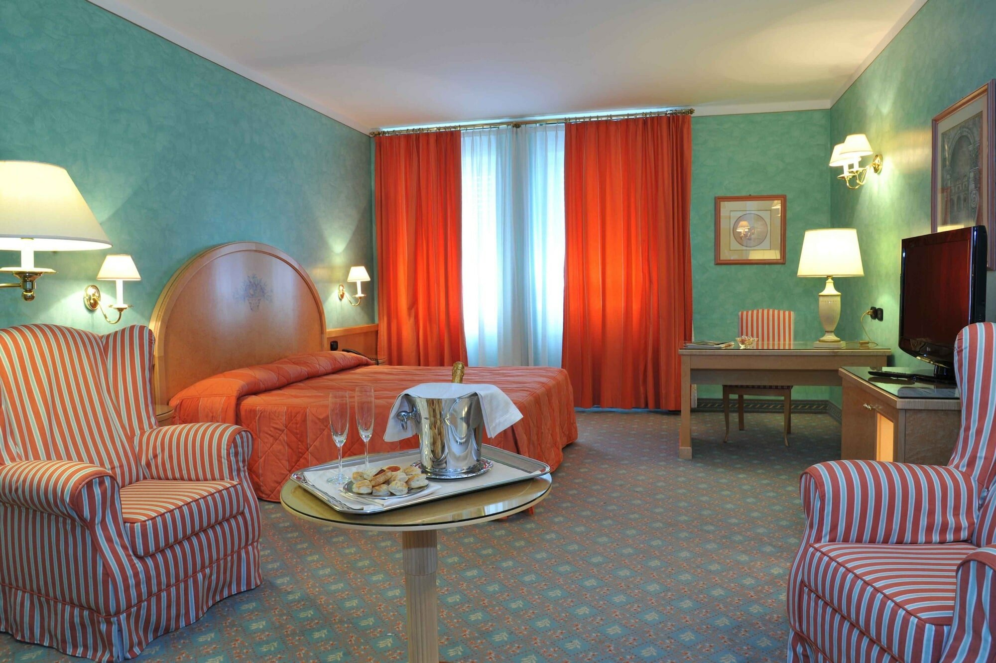 Фото Agora' Palace Hotel