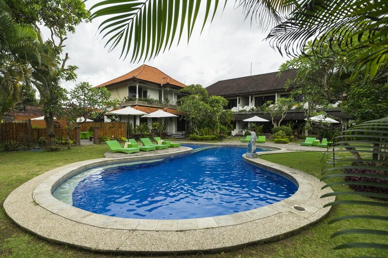 Гостиница Bali Wirasana Inn в Денпасаре