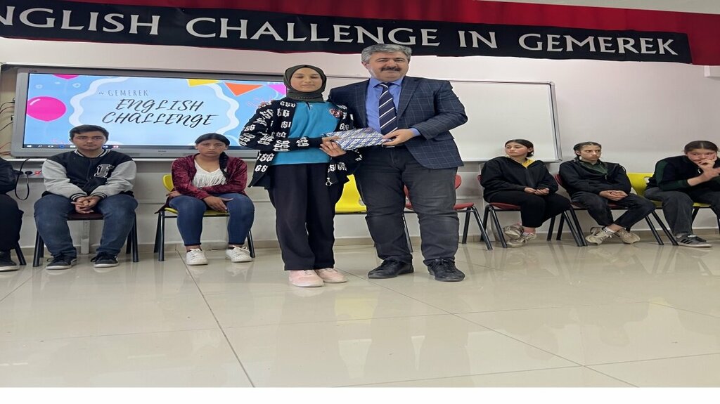 School Yenicubuk Republic Middle School, Gemerek, photo