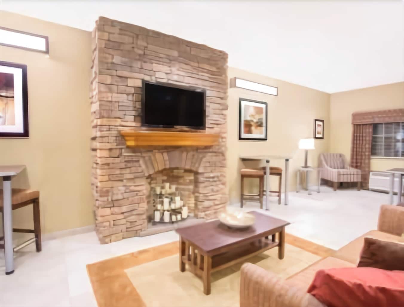 Фото SureStay Plus Hotel by Best Western Buckhannon