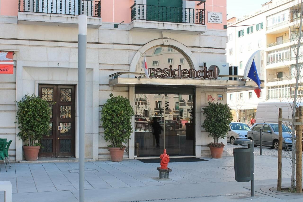 Фото Residencial Lar do Areeiro