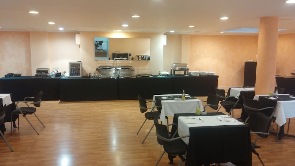 Фото Hotel Abbot