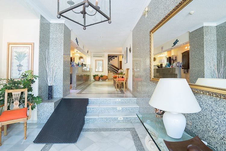 Фото Hotel Mare Estepona