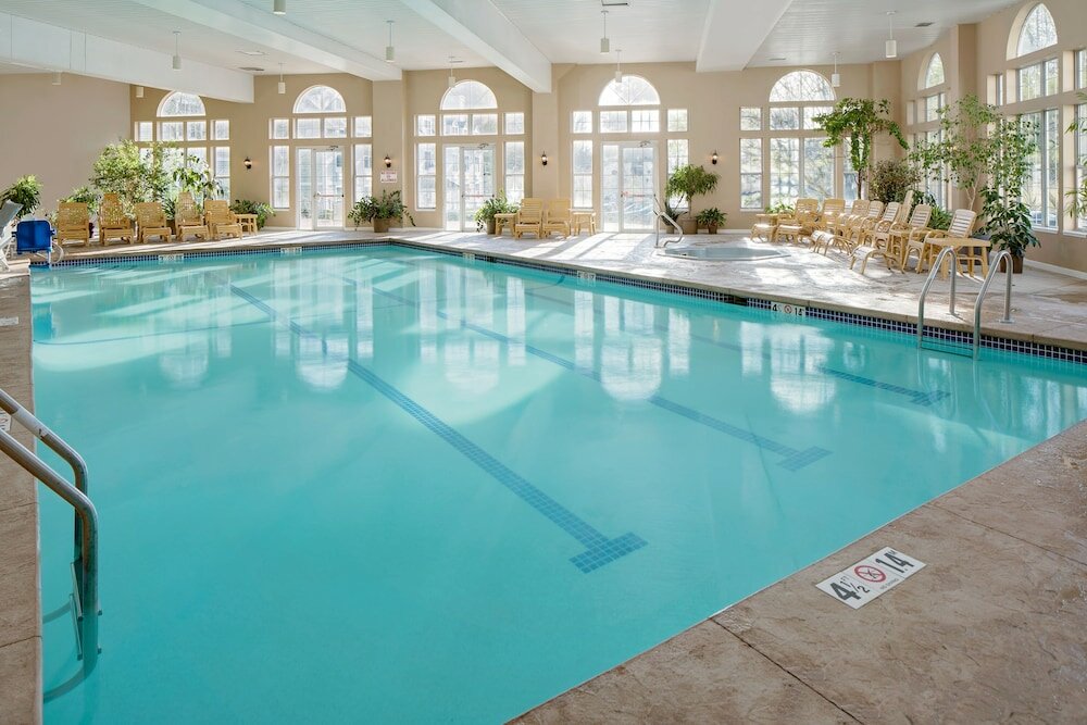 Фото Westford Regency Inn & Conference Center