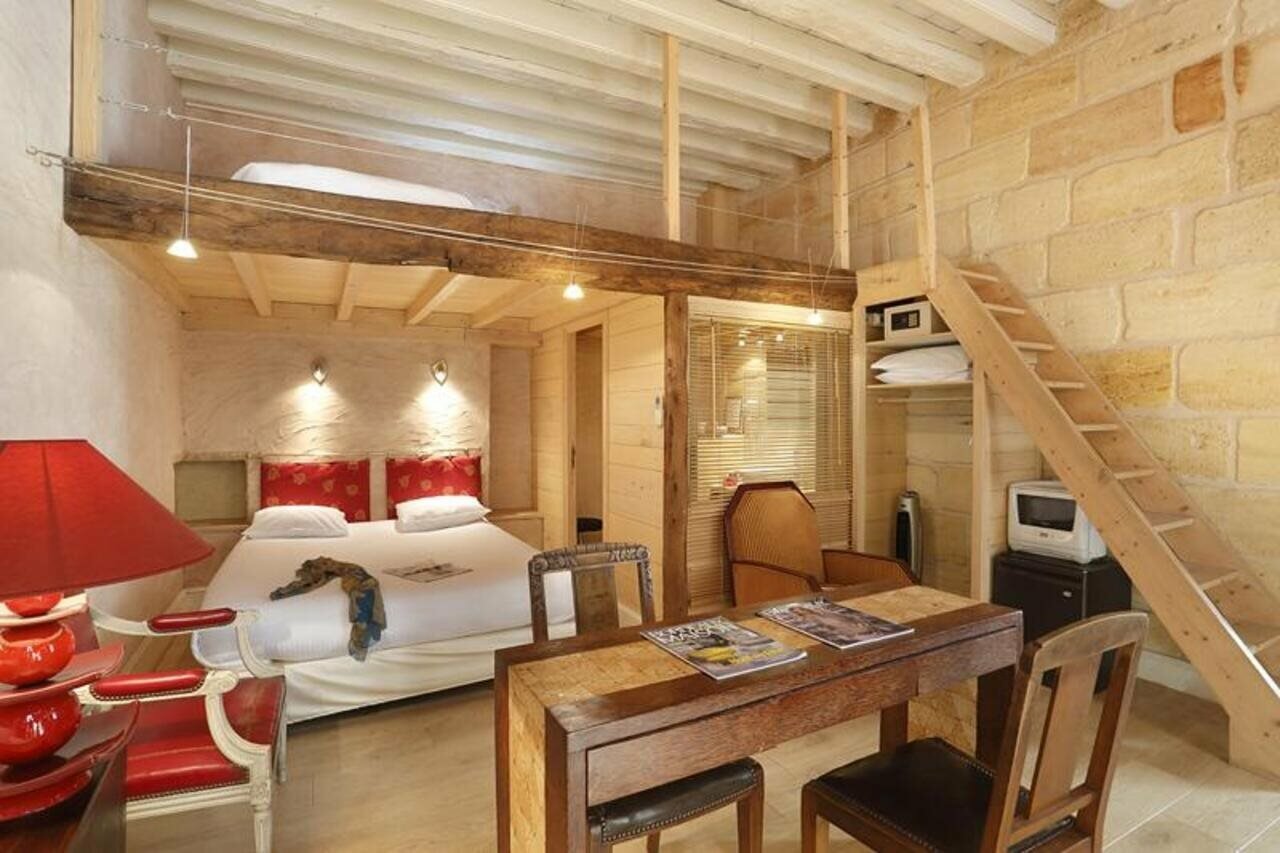 Фото Hôtel De La Tour Intendance