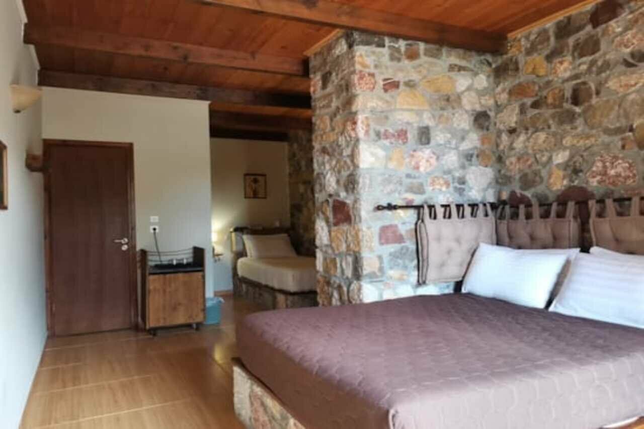 Фото Ataviros Hotel