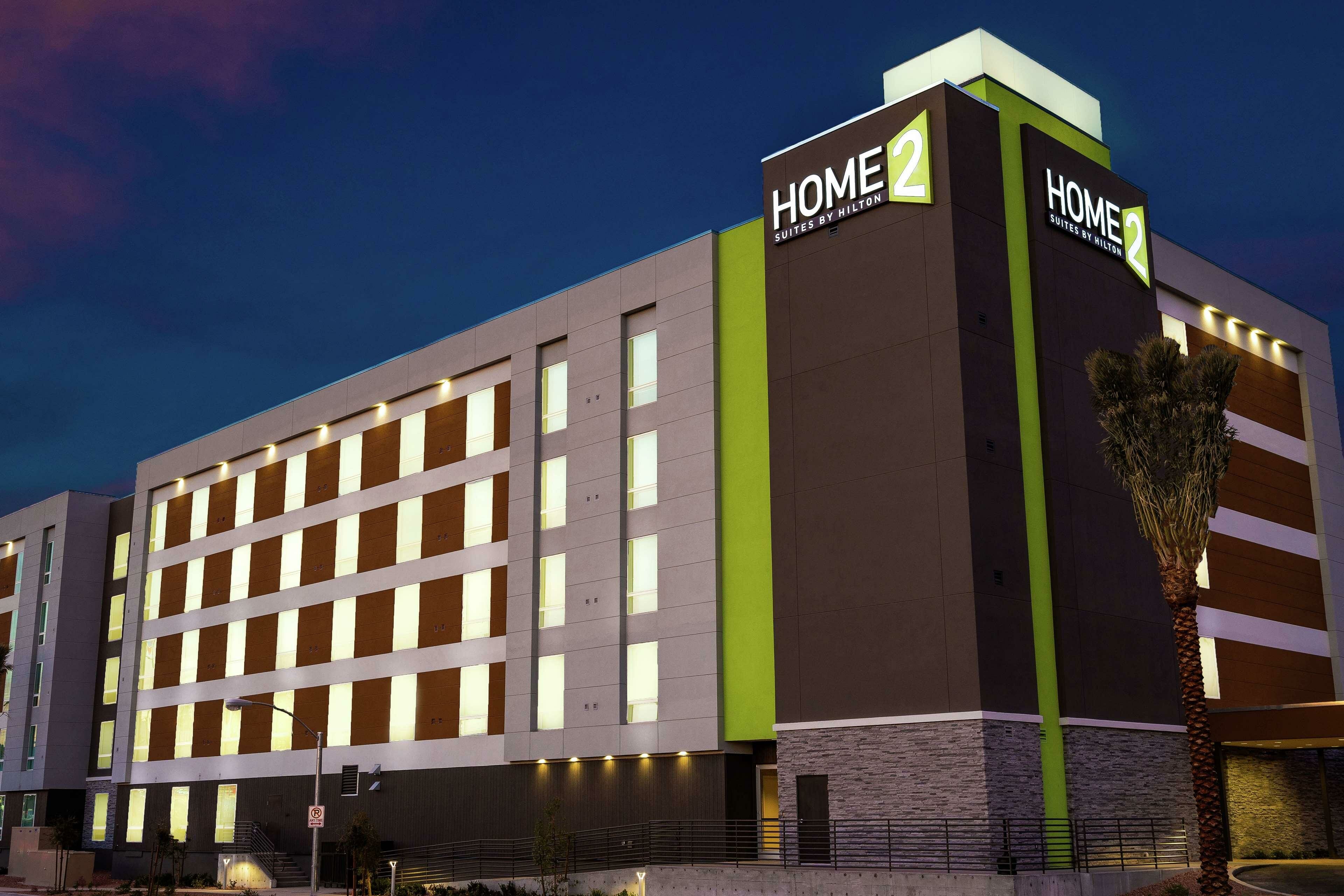 Фото Home2 Suites by Hilton Las Vegas City Center
