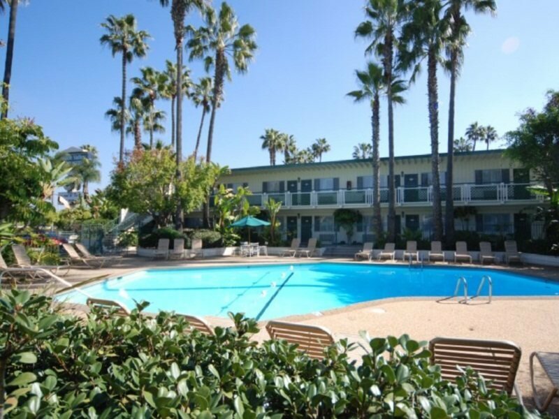 Фото Legacy Resort Hotel & SPA