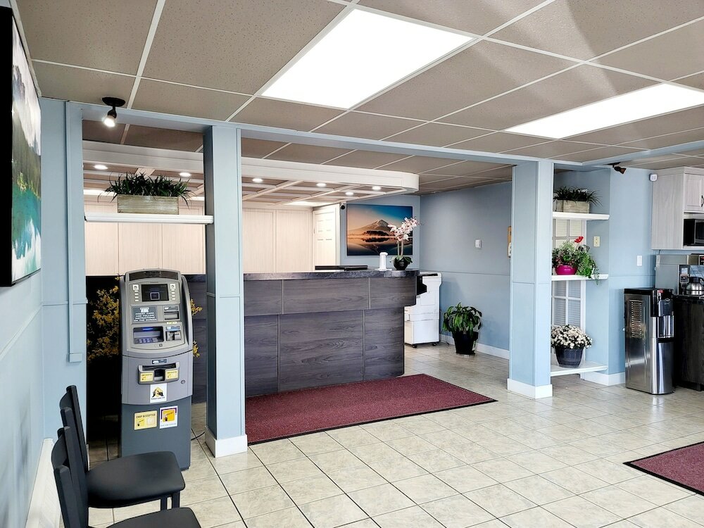 Фото Canadian Motor Inn