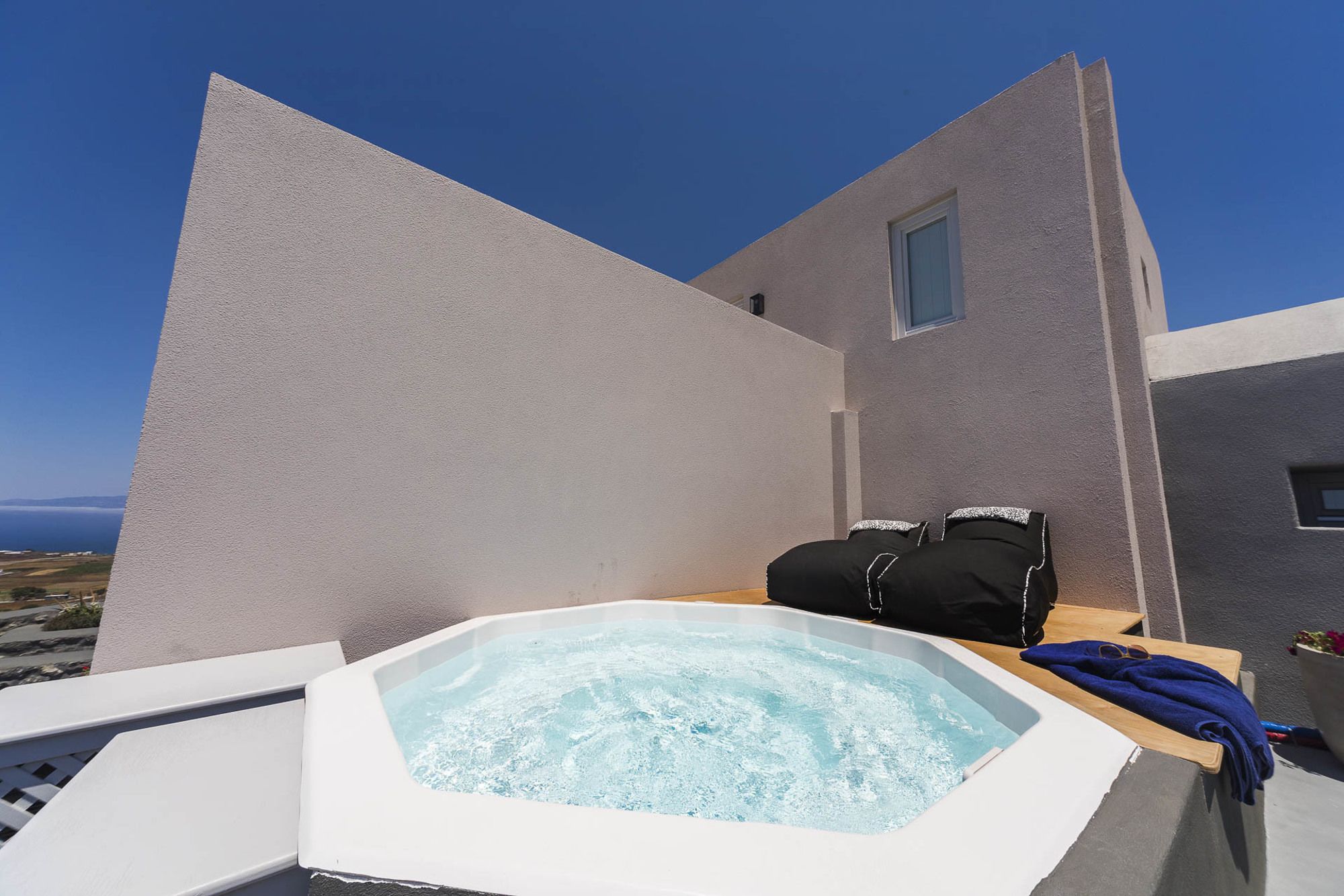 Фото Elysian Santorini