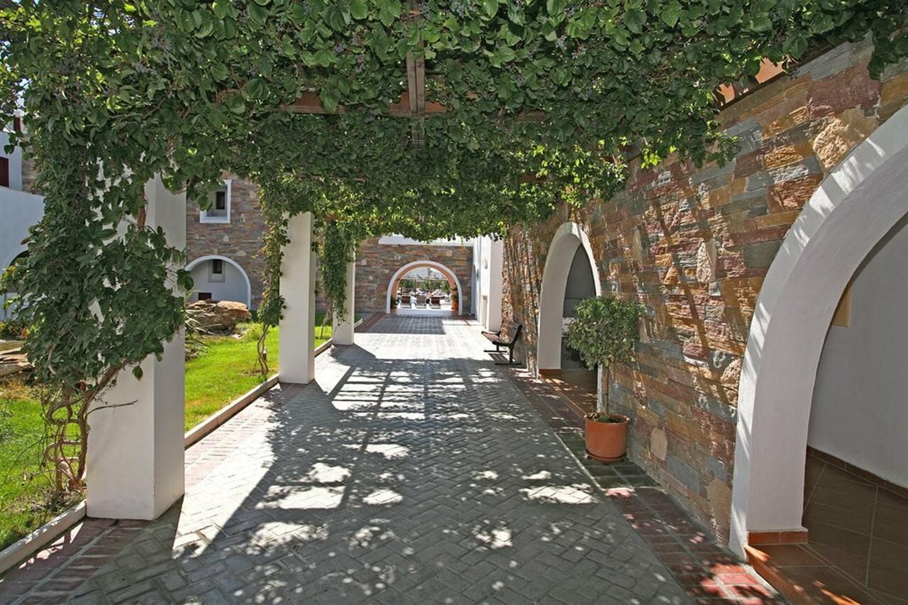 Фото Naxos Resort Beach Hotel