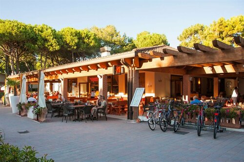 Гостиница Camping Village Cavallino в Каваллино-Трепорти